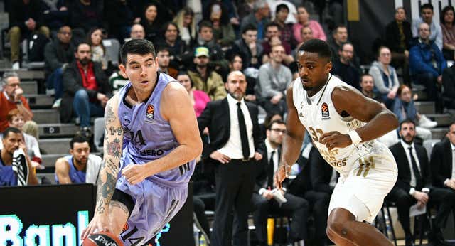 El Real Madrid asalta el liderato y Baskonia se da un festín ante Valencia
