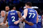 La noche NBA en 4 'chofs': Primera gran exhibición de Doncic e Irving juntos