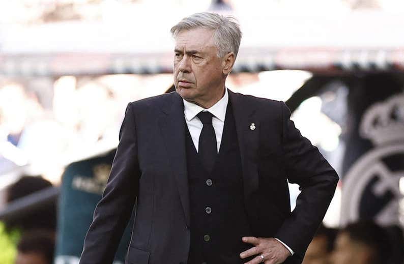 Ancelotti: “A Vinicius le han mostrado muchas amarillas para las patadas que recibe”