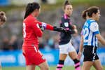Lío con el brazalete del 8M: las árbitras impiden su uso y hay un nuevo cruce de versiones entre RFEF y Liga F