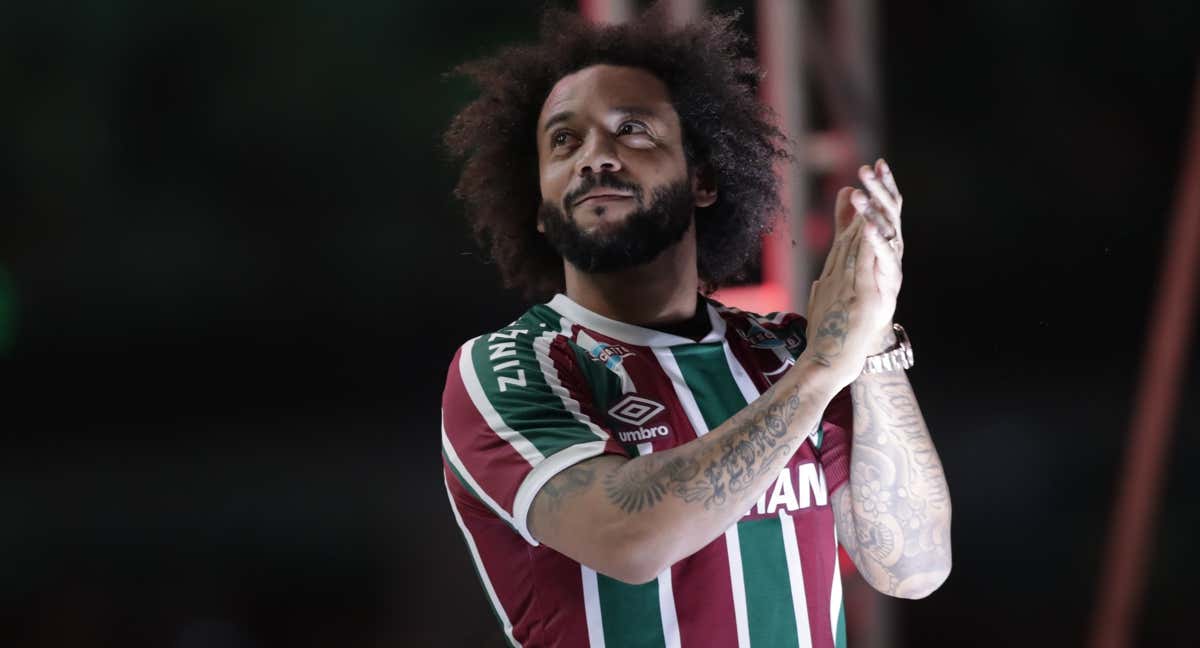 El jugador brasileño Marcelo, durante su presentación con el club Fluminense en el estadio de Maracaná.