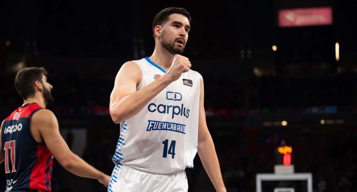 Dusan Ristic en uno de sus últimos partidos con el Carplus Fuenlabrada./ACB Media