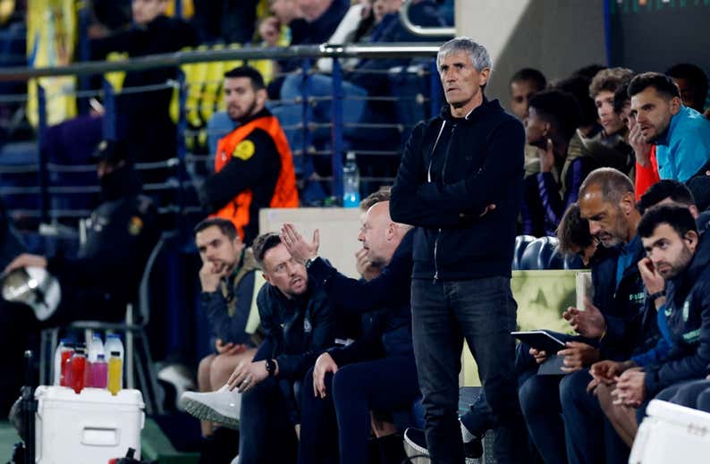 Quique Setién revive su momento más delicado: “Los cánticos no los puedo controlar”