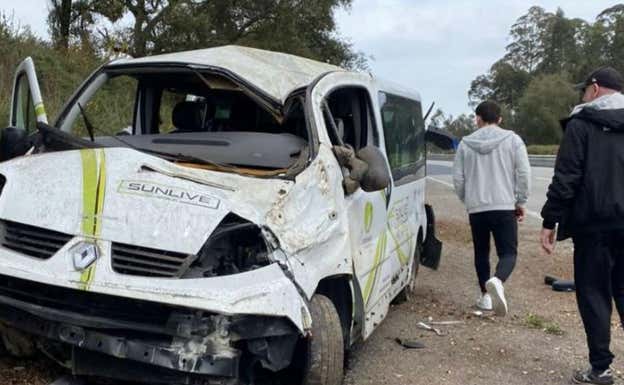 Así ha quedado la furgoneta del equipo nacional de gimnasia artística masculina. THIERNO DIALLO
