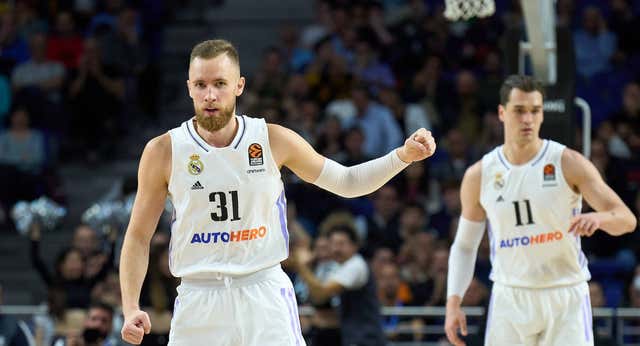 Si Dzanan Musa dirige y Mario Hezonja se salta el guión, el Real Madrid funciona