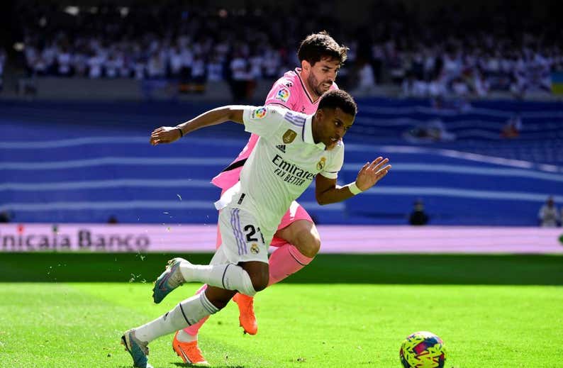 Rodrygo prefiere jugar "más de 10”