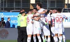 32 socios, ciudad deportiva de élite y sin locuras en el mercado: así funciona el milagro de la Serie B