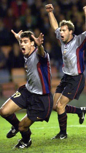 Dani celebra un gol con Gabri.