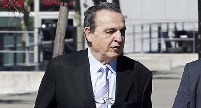 Jamones, sandwicheras y entradas: los regalos de Negreira a los árbitros con el dinero del Barça