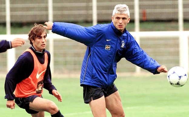 Ravanelli, en un entrenamiento con la selección italiana. EPA/AFP