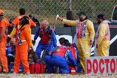 El accidente de Pol Espargaró indigna a la parrilla de MotoGP