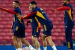 El estado del césped de Hampden Park enfada a los jugadores de la Selección