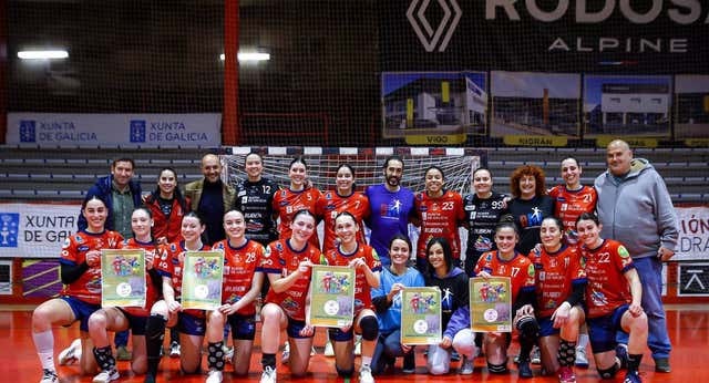 El gesto de grandeza del Balonmano Porriño