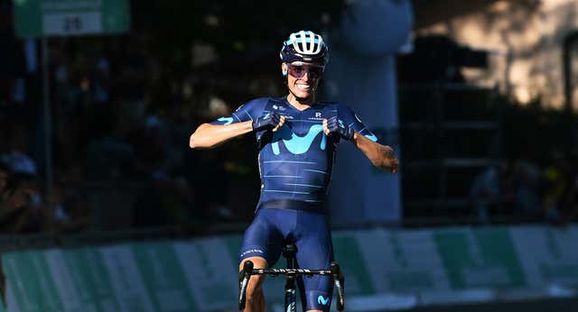 Enric Mas, de villano a héroe en el documental de Movistar Team