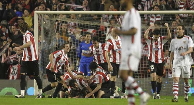 La semifinal más recordada de San Mamés: Del Nido y un autobús que no dejó dormir al Sevilla