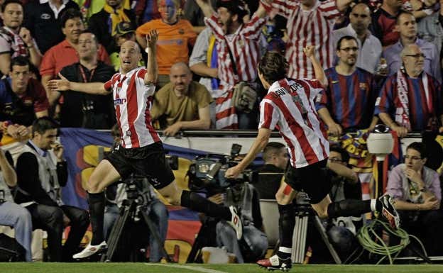 Toquero celebra su gol en la final de Copa del Rey 2009 ante el Barça. Archivo