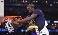 Adama Sanogo, el héroe que ha dado a Connecticut el título de la Final Four de la NCAA desde un lavacoches