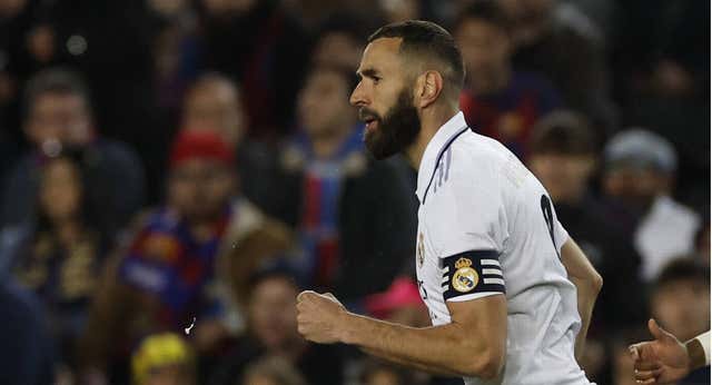 Benzema le muestra el camino a Lewandowski