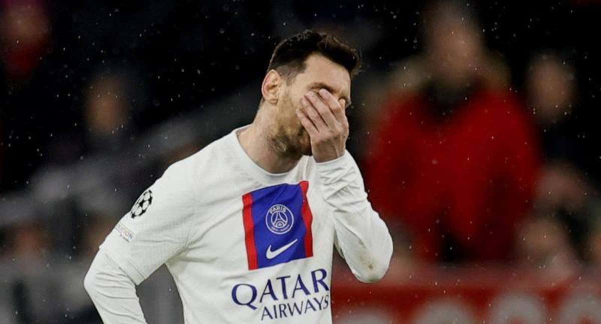 Messi se lamenta en un reciente partido del PSG.
