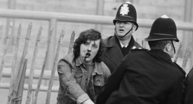 El Chelsea, un club nacido entre el glamour, sus violentos ultras y una perenne crisis