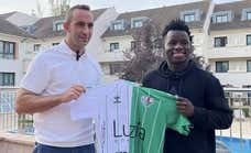 El Betis se posiciona por Mawuli Mensah