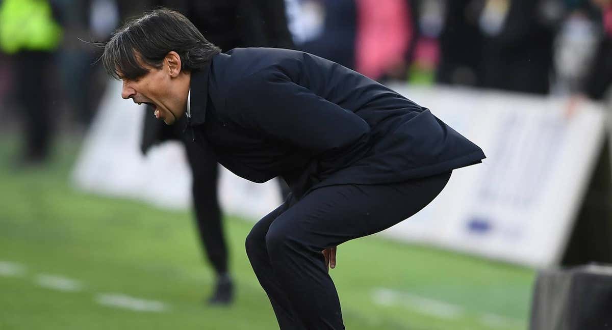 Inzaghi se desespera durante el encuentro ante la Salernitana. /EFE