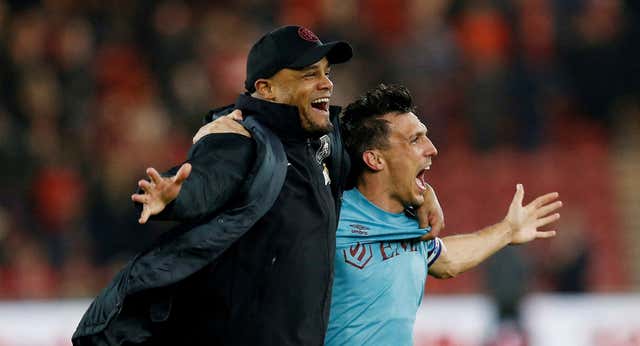 El Burnley de Kompany asciende a la Premier League