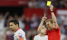 El Sevilla carga de nuevo contra los arbitrajes