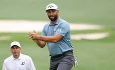 Jon Rahm acecha el liderato en Augusta y su sueño sigue vivo