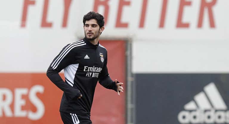 Gonçalo Guedes será una de las ausencias.