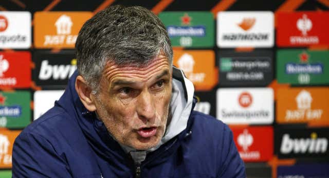 Mendilibar, ante su estreno en Europa: «Parece que me ha tocado en la tómbola, pero algo habré hecho»