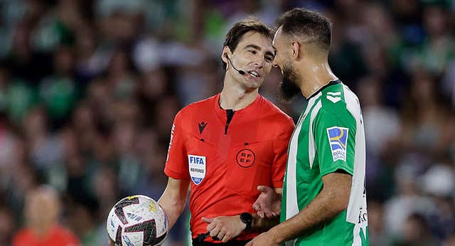 Borja Iglesias, sobre el Caso Negreira: «El Barça ha ganado mucho y lo ha demostrado en el campo»