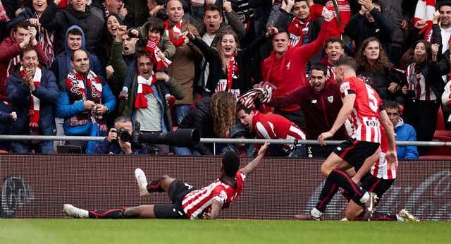 Iñaki Williams se come a la Real y devuelve la ilusión a Bilbao