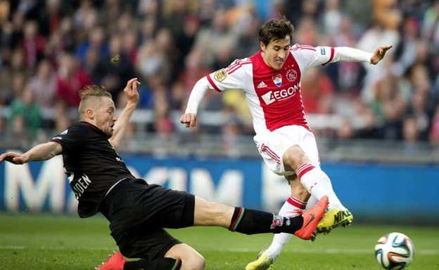 Bojan, con el Ajax, uno de los diferentes equipos en los que militó.  AFP
