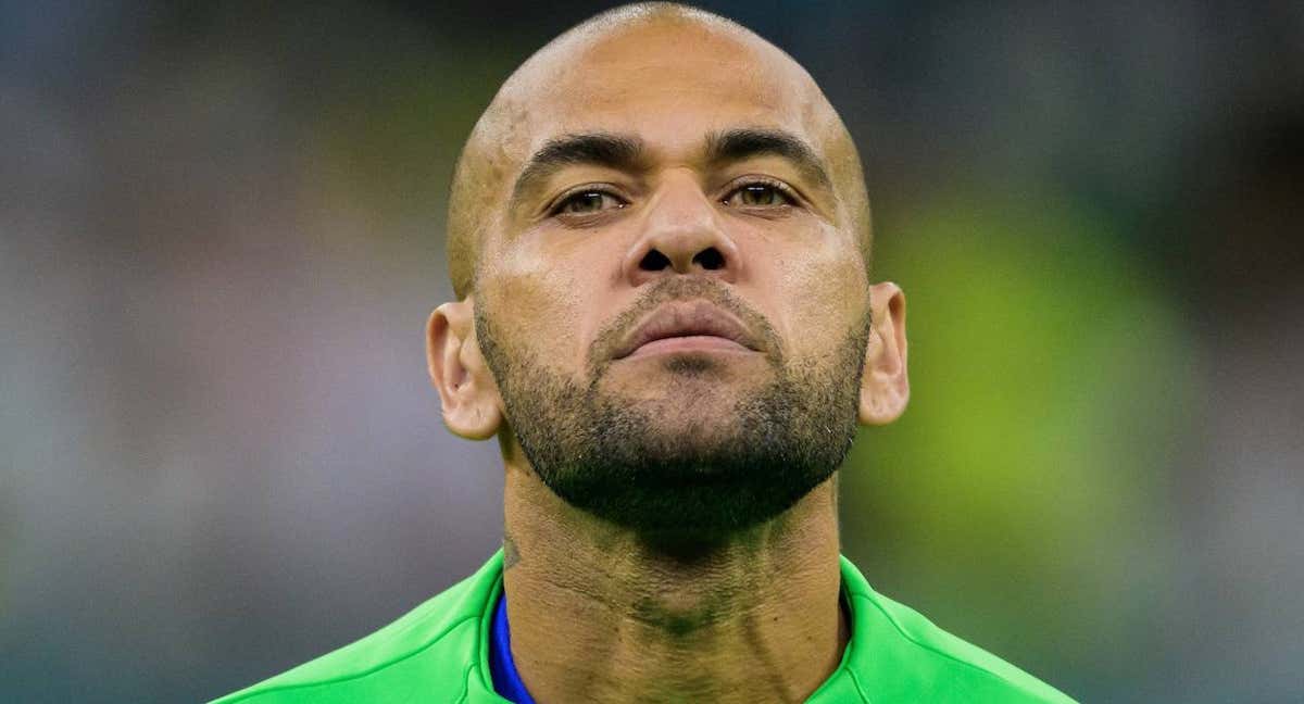 Dani Alves con la selección brasileña.