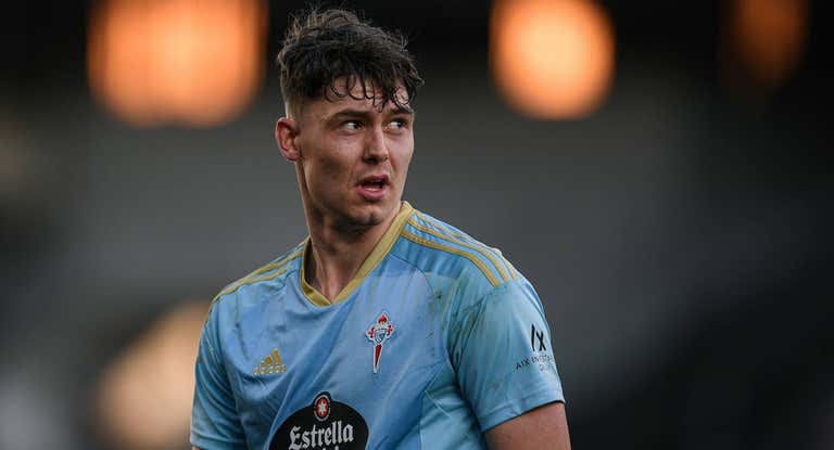 Strand Larsen, en un partido con el Celta esta temporada.