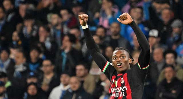 Vuelve el ‘Grande Milan’ tras eliminar al Nápoles