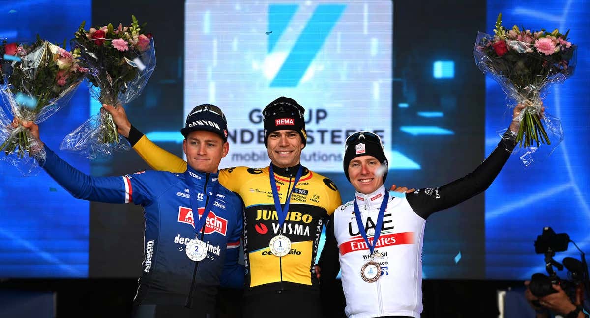 Van der Poel, Van Aert y Pogacar, en el podio reciente E3 Harelbeke Saxo Bank Classic.