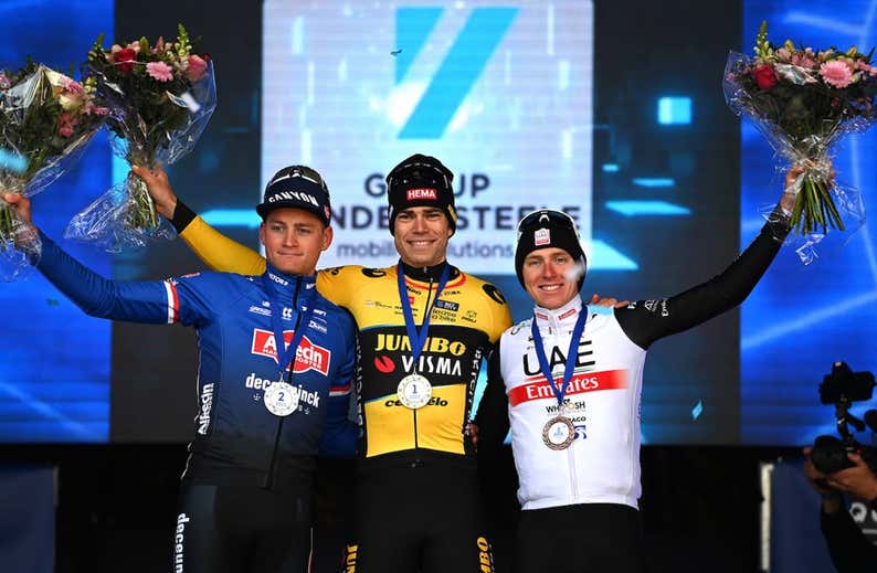 El 'Big Six' del ciclismo blinda su futuro en el pelotón