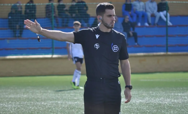 El CD Polillas expulsa a uno de los jugadores que agredió al árbitro y aparta momentáneamente a otro