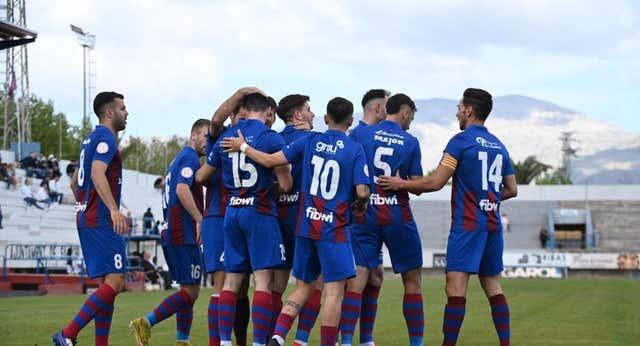 La inaudita situación que viven dos grupos de Tercera Federación