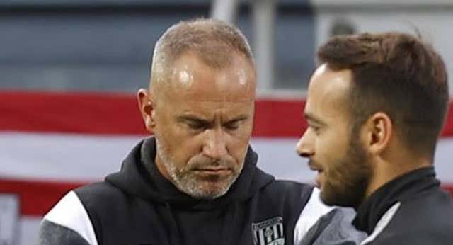 El primer partido del Alhama tras el escándalo: Randri García no habló, parte de la grada le insultó y pidió ser escoltado