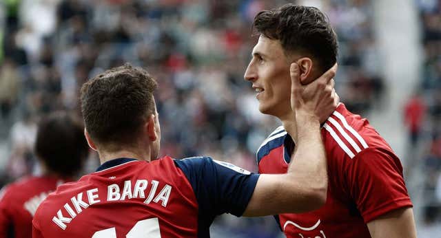 Budimir se apunta a la final de Copa con un doblete en Liga