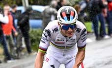 Evenepoel se pasea en una Lieja que fracturó a Pogacar