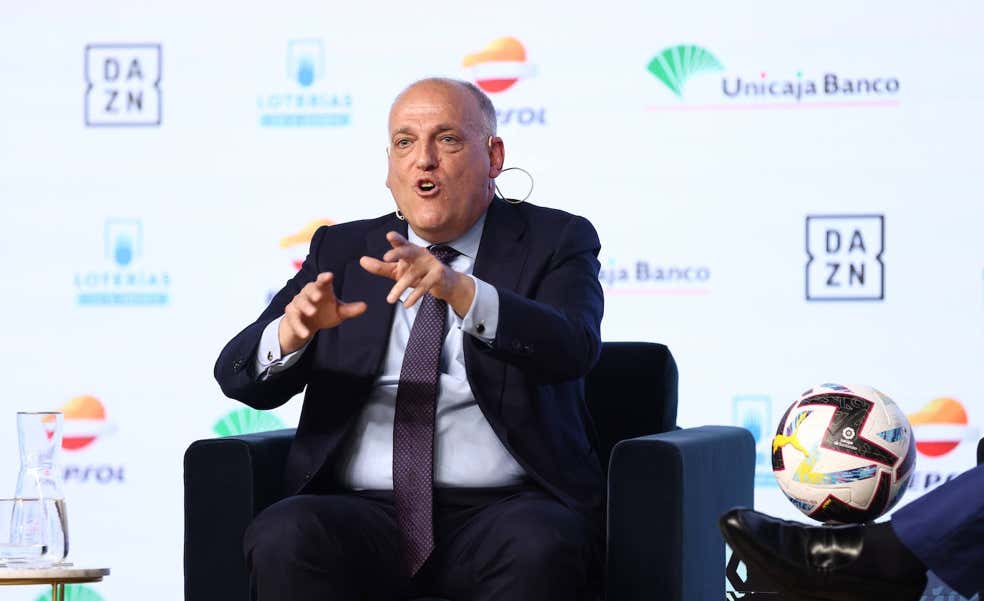 Diez años del 'pitbull' Tebas en LaLiga: «Es el Paco Jémez de la gestión; una máquina a la que le pierden las formas»