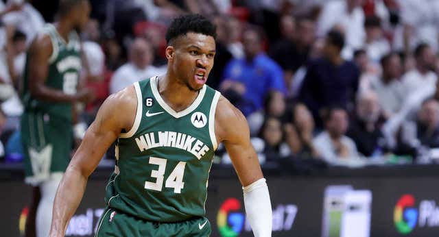 Las lesiones, el playoff y el maratón de la NBA