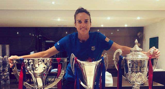 Melanie Serrano: «Tragamos mucha mierda en el fútbol femenino y no se valora tanto»