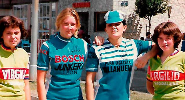 Así era ser ciclista femenina en España hace 40 años: «No creíamos que fuéramos a dejar huella para nadie»