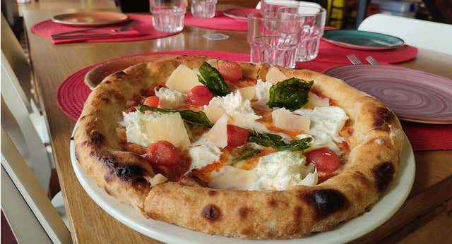 Se acabó el mito de que la pizza es buena después de los partidos