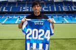 Sonríe la Real Sociedad: Silva renueva una temporada más